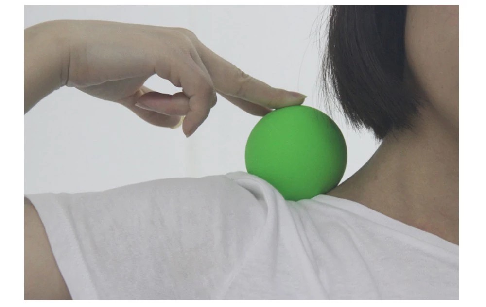 EASTOMMY Massage Ball Roller Exercise Equipment-8